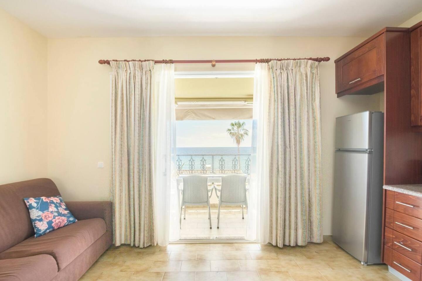 Apartment Seaview Family Morphou 38 New Era In Holidays